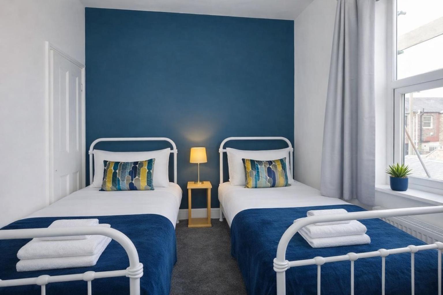 Falklands Street City Centre House-Free Parking - York — Photos 1